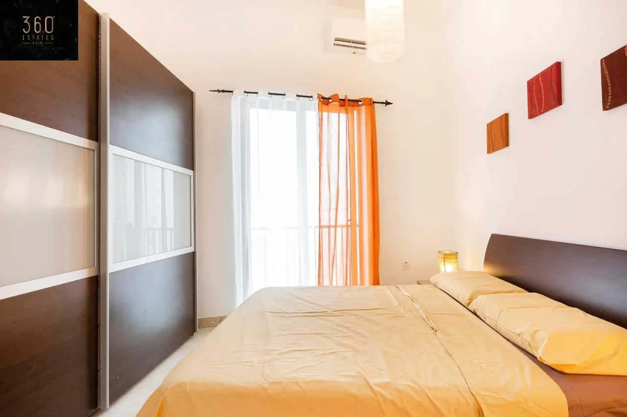 Central Apt 5Mins To Promenade With Sofa Ac & Wifi By 360 Estates Sliema Malta